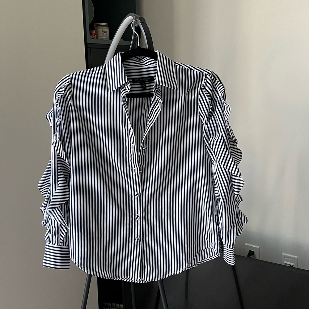 Banana Republic Blouse Striped